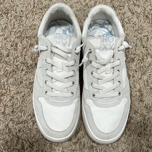 Roxy Harper white shoe. Super cute for summer! Clean and white.